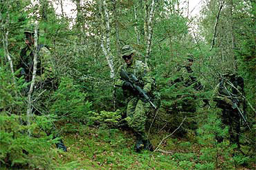 Obrázek “https://www.airsoftguns.cz/img/article/mask/14.jpg” nelze zobrazit, protože obsahuje chyby.