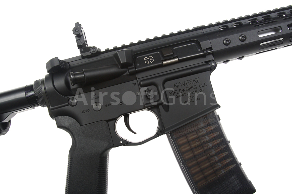 src_CM_NOV_NSR7_BK_6.jpg
