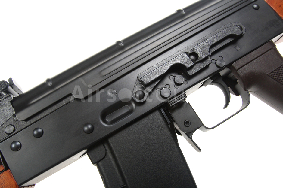 src_CM_AK_CM056_4.jpg